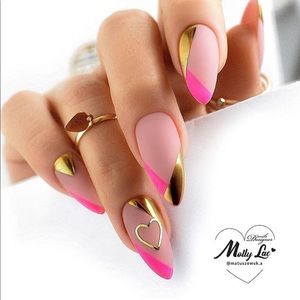 Meet your Posher, Laury